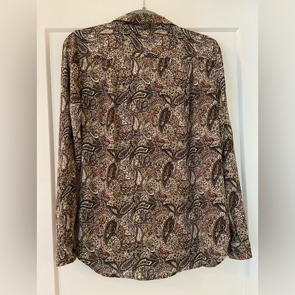 Small LOFT Blouse - Picture 2 of 6